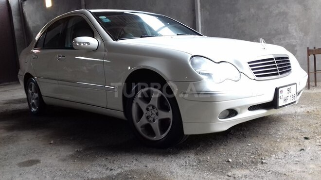 Mercedes C 240 2003, 235,532 km - 2.6 l - Gəncə