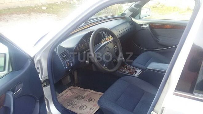 Mercedes C 180 1998, 270,000 km - 1.8 l - Gəncə