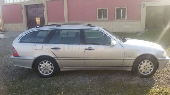 Mercedes C 180 1998, 270,000 km - 1.8 l - Gəncə