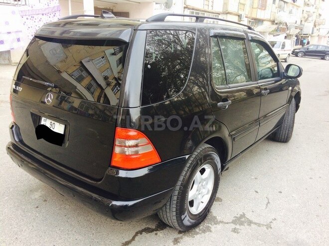 Mercedes ML 320 2001, 245,000 km - 3.2 л - Bakı