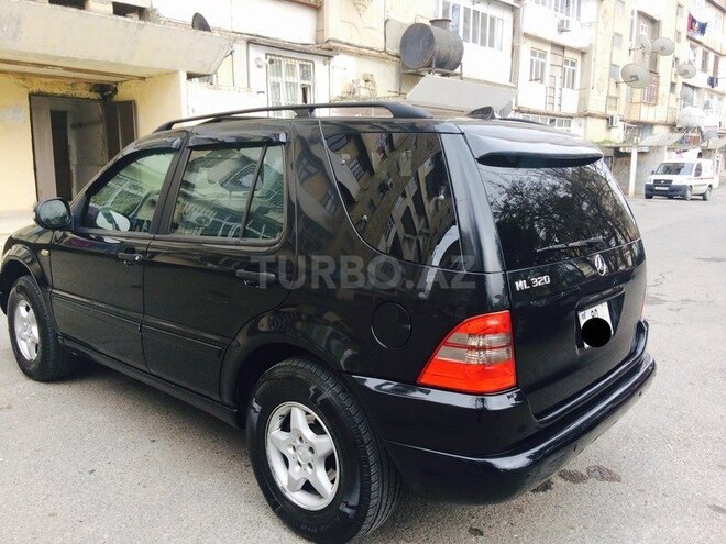 Mercedes ML 320 2001, 245,000 km - 3.2 л - Bakı
