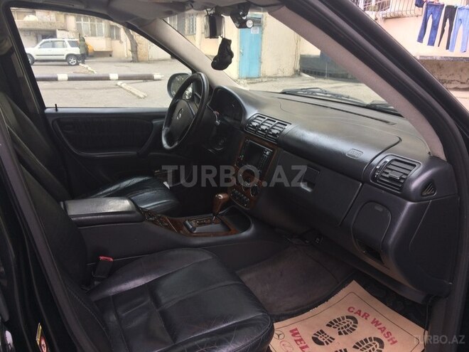 Mercedes ML 320 2001, 245,000 km - 3.2 л - Bakı