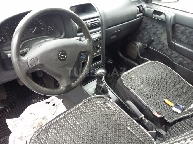 Opel Astra 1999, 290,000 km - 1.6 л - Bakı