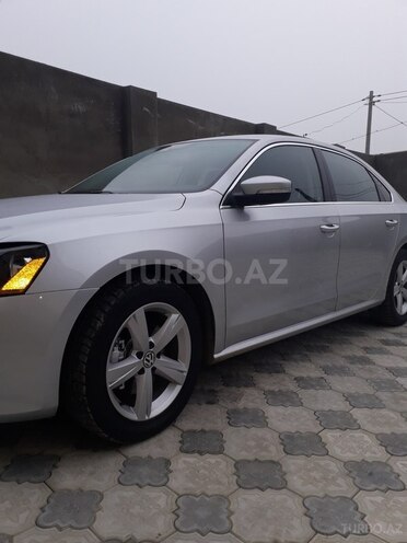 Volkswagen Passat 2014, 47,000 km - 1.8 l - Bakı
