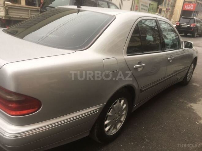 Mercedes E 220 2000, 262,501 km - 2.2 л - Bakı