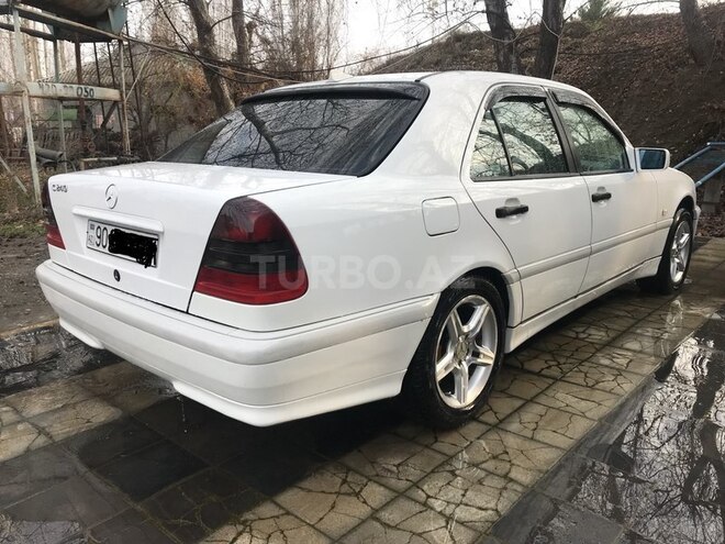 Mercedes C 240 1998, 200,000 km - 2.4 l - Bərdə
