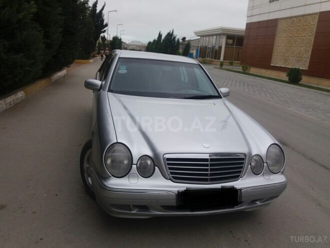 Mercedes E 270 2000, 300,000 km - 2.7 l - Bakı