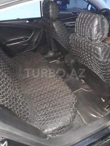Volkswagen Passat 2006, 260,000 km - 2.0 l - Bakı