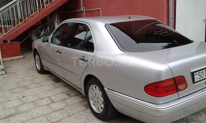 Mercedes E 200 1997, 278,000 km - 0.2 l - Lənkəran