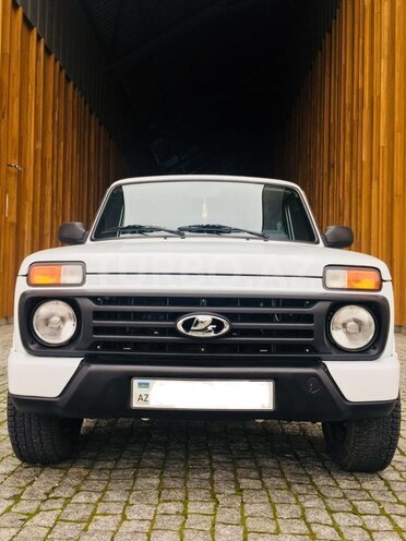 LADA (VAZ) Niva 2017, 11,200 km - 1.7 l - Bakı