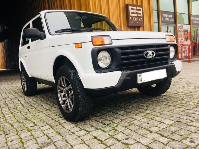 LADA (VAZ) Niva 2017, 11,200 km - 1.7 l - Bakı