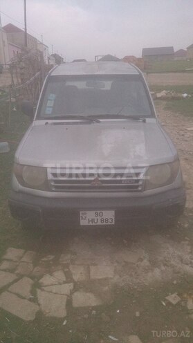 Mitsubishi Pajero io 1999, 250,000 km - 1.8 л - Bakı