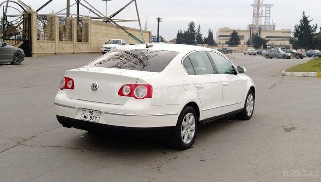 Volkswagen Passat 2006, 250,000 km - 2.0 l - Bakı
