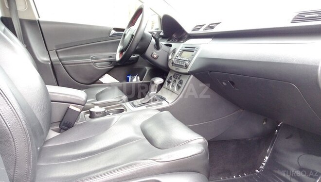 Volkswagen Passat 2006, 250,000 km - 2.0 l - Bakı