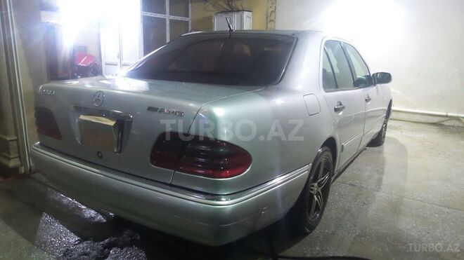 Mercedes E 300 1996, 285,637 km - 3.0 л - Bakı