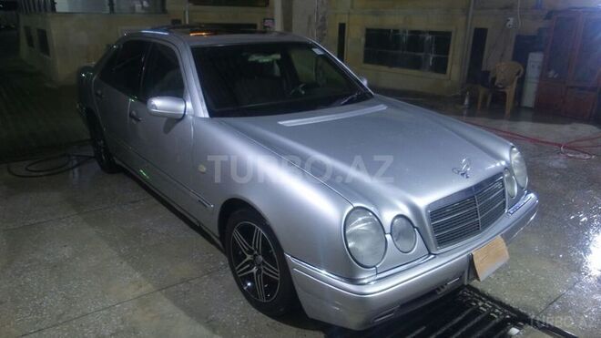 Mercedes E 300 1996, 285,637 km - 3.0 л - Bakı