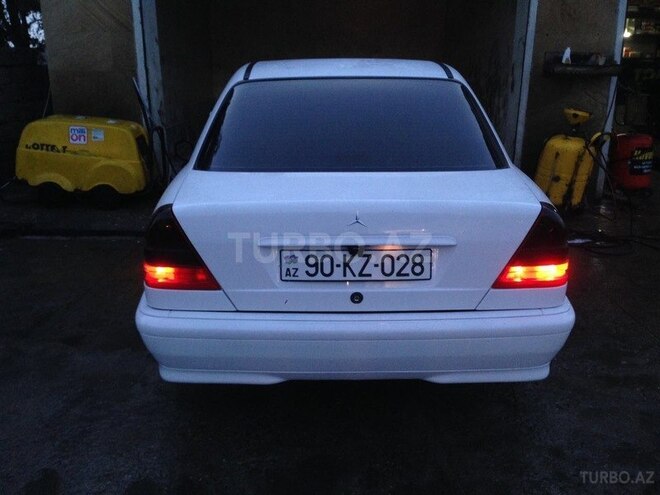 Mercedes C 230 1999, 197,865 km - 2.3 l - Bakı