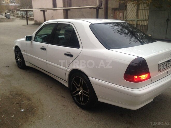 Mercedes C 230 1999, 197,865 km - 2.3 l - Bakı