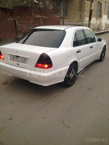 Mercedes C 230 1999, 197,865 km - 2.3 l - Bakı
