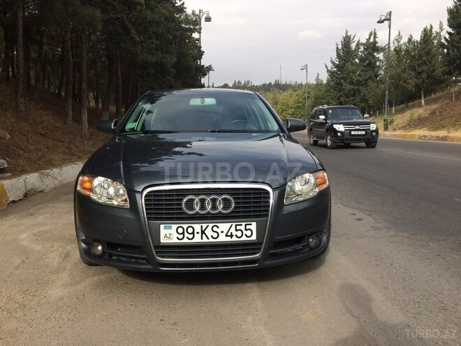 Audi A4 2005, 236,000 km - 2.0 l - Bakı