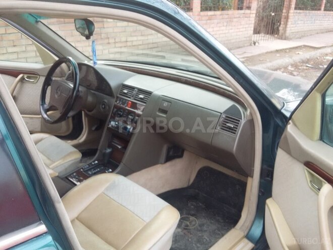 Mercedes C 180 1995, 225,654 km - 1.8 l - Gəncə