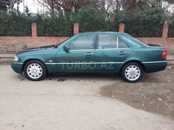 Mercedes C 180 1995, 225,654 km - 1.8 l - Gəncə