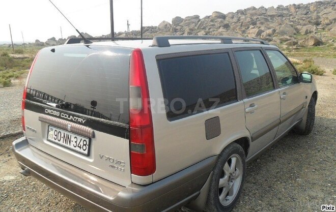 Volvo  2000, 200,000 km - 2.4 l - Ağcabədi