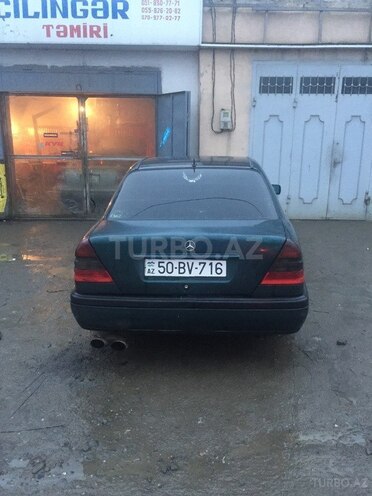 Mercedes C 180 1994, 3,400,080 km - 0.2 l - Quba