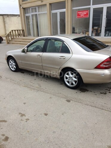 Mercedes C 240 2001, 221,111 km - 2.6 л - Bakı