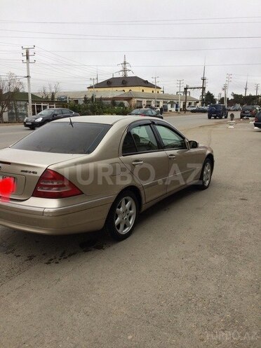 Mercedes C 240 2001, 221,111 km - 2.6 л - Bakı