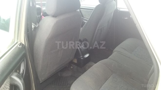 GAZ 31105 2004, 197,000 km - 2.4 l - Bakı
