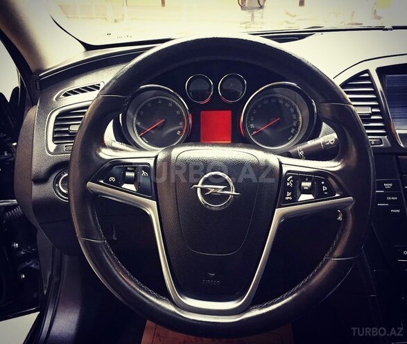 Opel Insignia 2010, 141,000 km - 2.0 л - Bakı