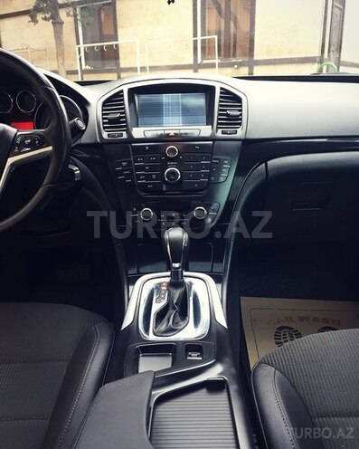 Opel Insignia 2010, 141,000 km - 2.0 л - Bakı