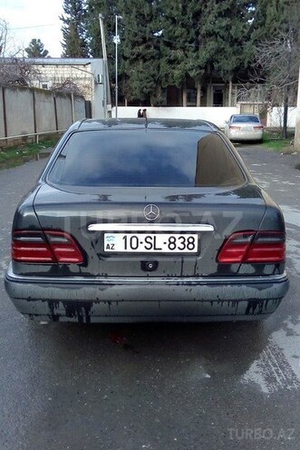 Mercedes E 220 1996, 350,000 km - 2.2 l - Şirvan
