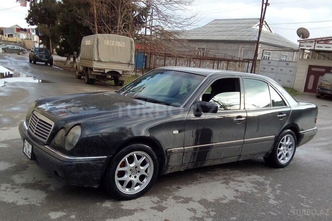 Mercedes E 220 1996, 350,000 km - 2.2 l - Şirvan