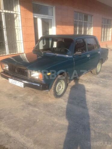 LADA (VAZ) 2107 2005, 950,000 km - 1.6 l - Saatlı