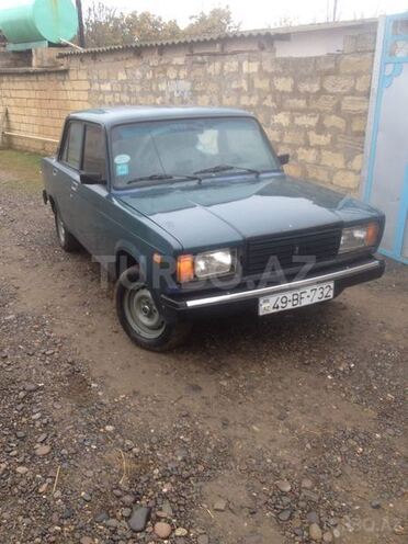 LADA (VAZ) 2107 2005, 85,000 km - 1.6 l - Saatlı