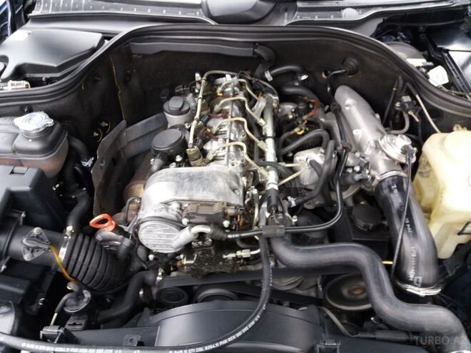 Mercedes C 220 2000, 324,000 km - 2.2 л - Bakı