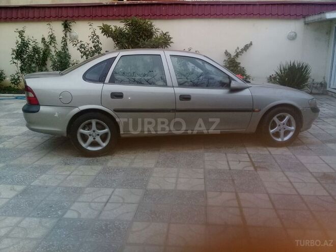 Opel Vectra 1995, 250,693 km - 1.7 l - Bakı