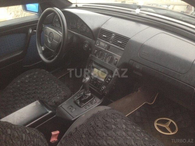 Mercedes C 200 1994, 230,000 km - 0.2 l - Gəncə