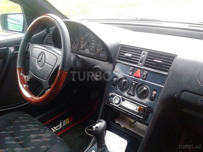 Mercedes C 180 1998, 220,000 km - 1.8 l - Şirvan