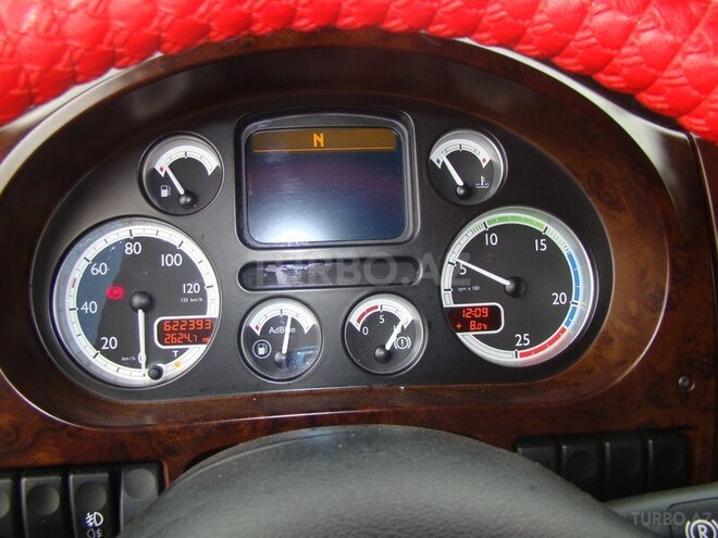 DAF 105 XF 2011, 999,999 km - 13.0 l - Bakı