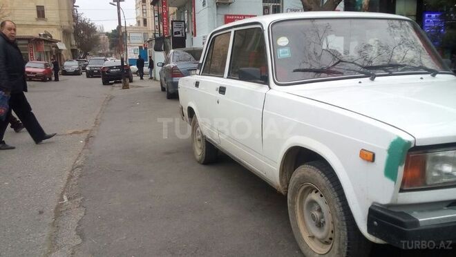 LADA (VAZ) 2107 2009, 135,000 km - 1.6 l - Bakı