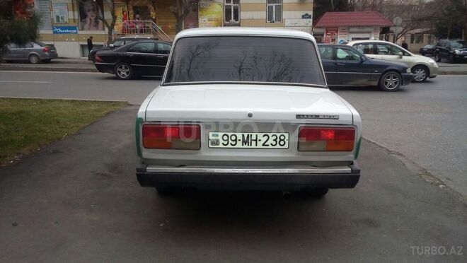 LADA (VAZ) 2107 2009, 135,000 km - 1.6 l - Bakı