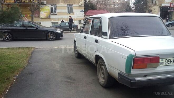 LADA (VAZ) 2107 2009, 135,000 km - 1.6 l - Bakı