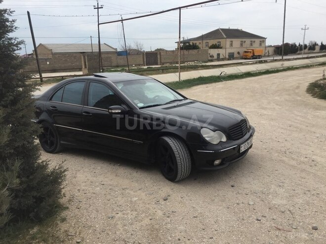 Mercedes C 320 2001, 178,400 km - 3.2 л - Bakı
