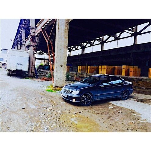 Mercedes C 320 2001, 178,400 km - 3.2 л - Bakı