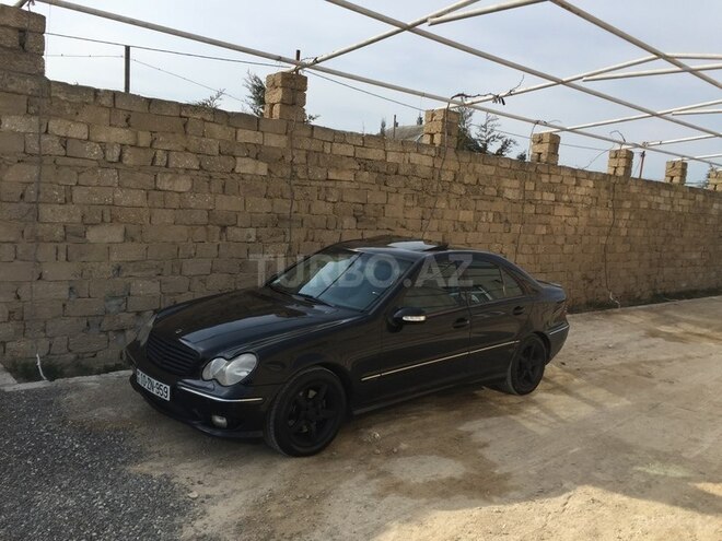 Mercedes C 320 2001, 178,400 km - 3.2 л - Bakı