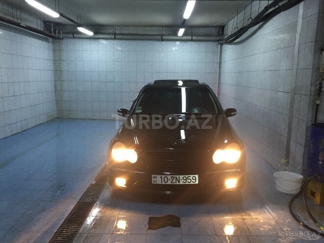 Mercedes C 320 2001, 178,400 km - 3.2 л - Bakı