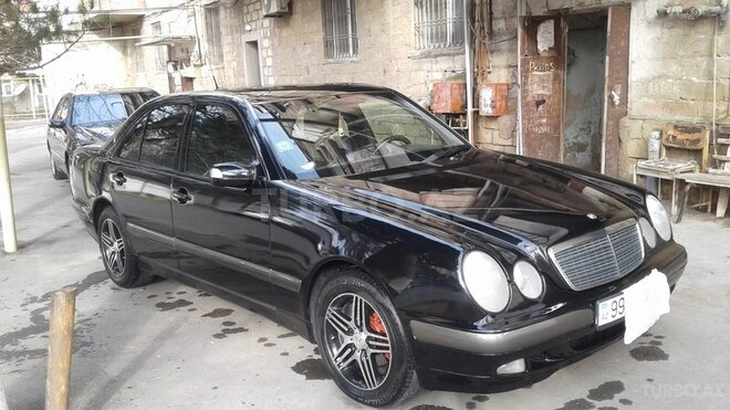 Mercedes E 220 2002, 315,896 km - 2.2 л - Bakı